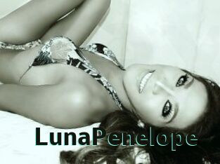 LunaPenelope