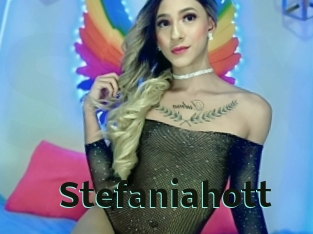 Stefaniahott